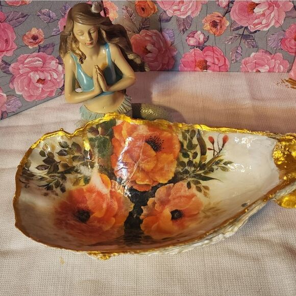DECOUPAGE OYSTER SHELL   - Picture 5 of 6
